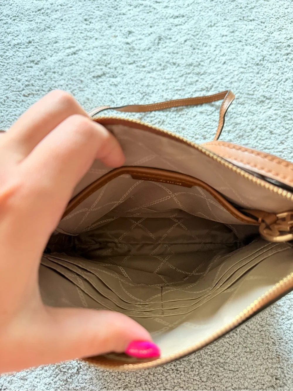Michael Kors Beige and Brown Signature Crossbody Messenger